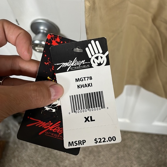 Men’s tee - Picture 5 of 5